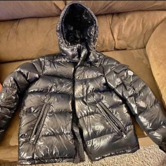 Moncler Coat - Picture 3 of 3